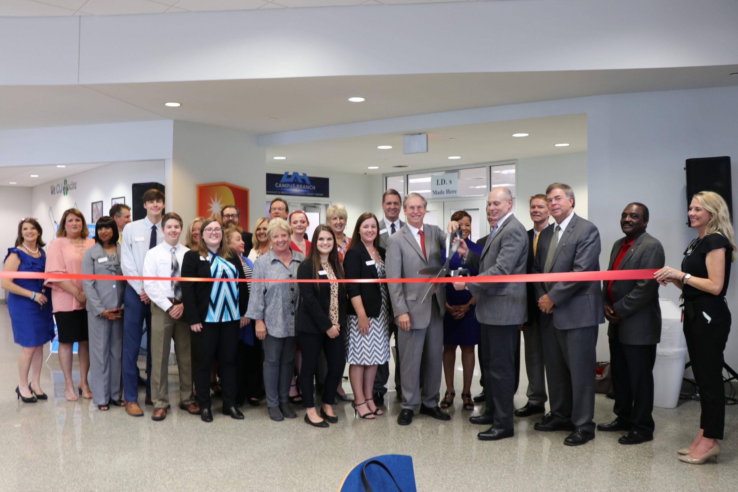 Redstone Federal Credit Union and UAH open new student-run branch on campus