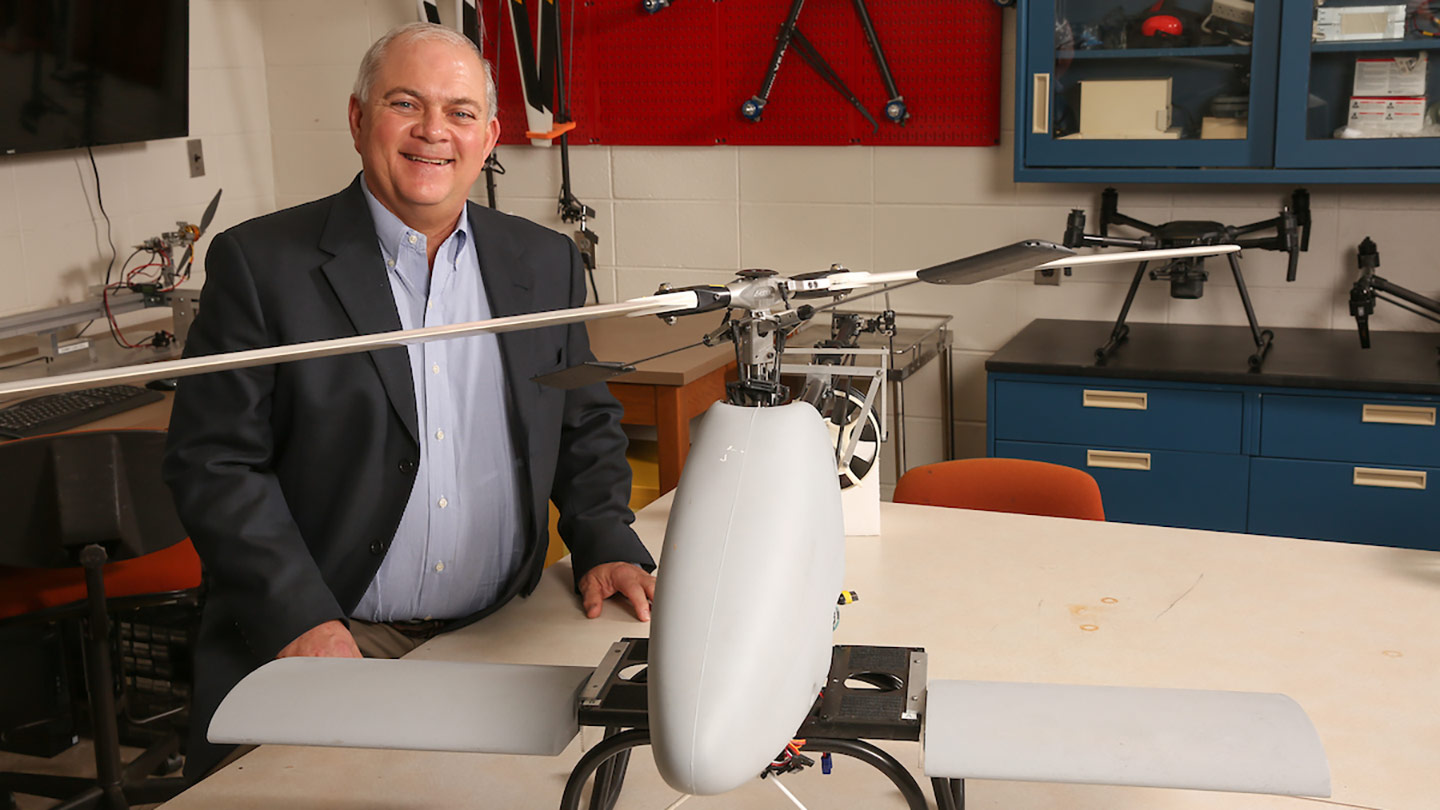 Jerry Hendrix named Director of UAH Rotorcraft Systems Engineering and Simulation Center